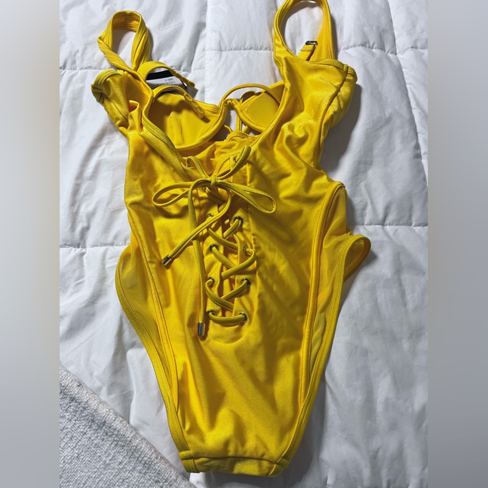 BFYNE SWIM NWT - Picture 2 of 6